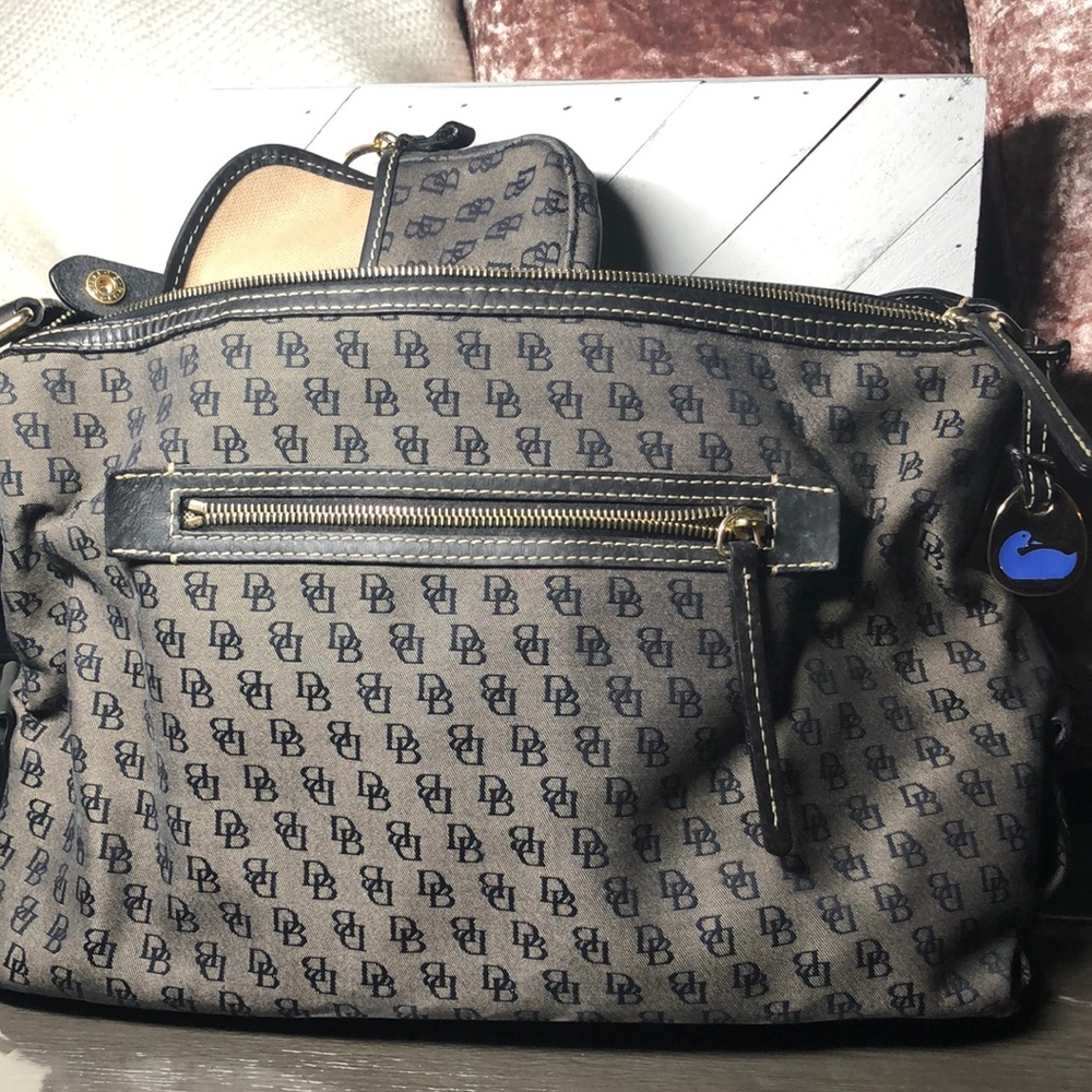 Dooney & Bourke classic monogram print bag